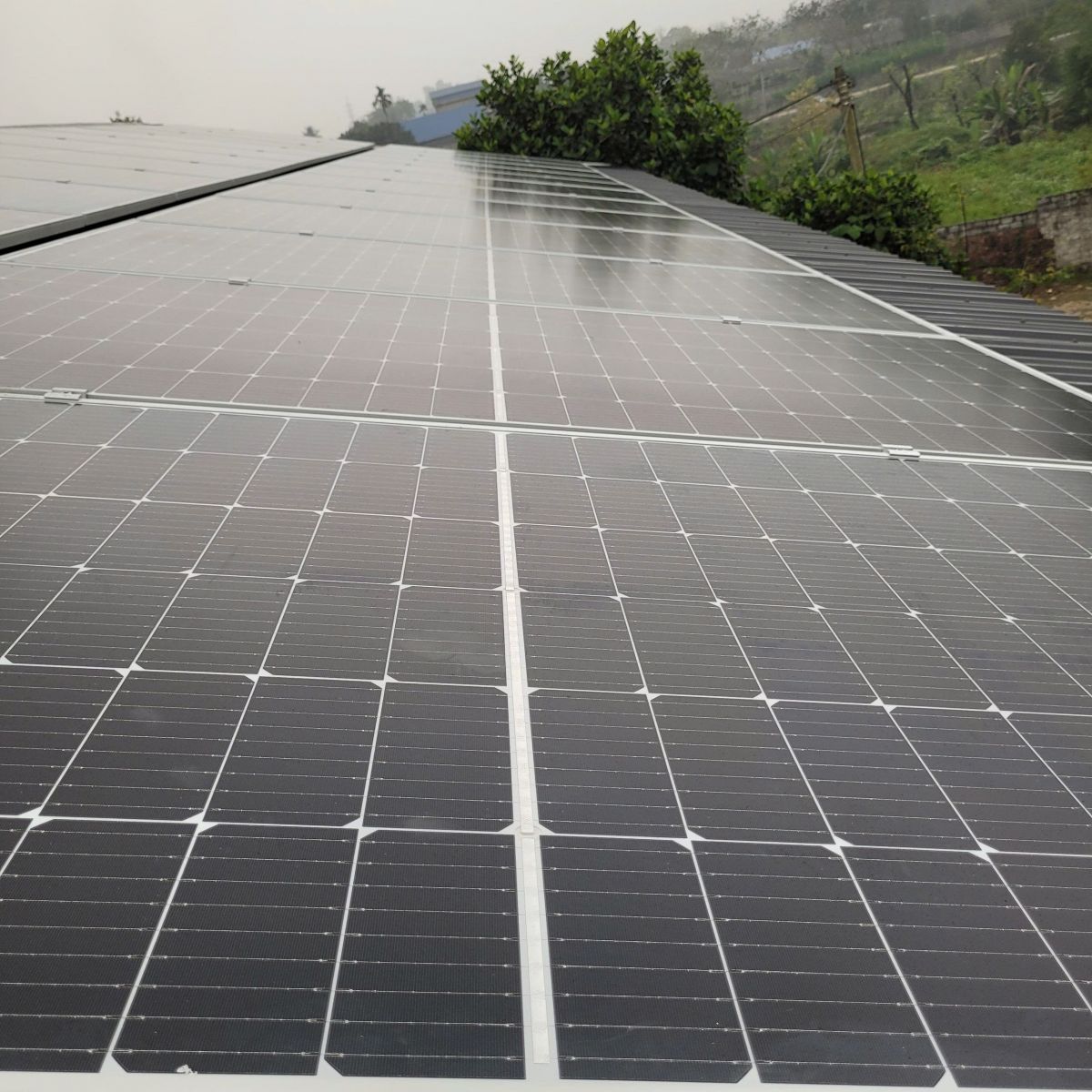 lap-dat-he-thong-dien-mat-troi-tai-ninh-binh